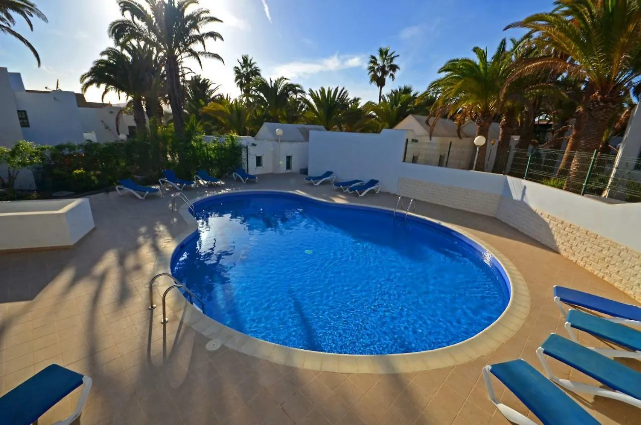 Ferienwohnung Presidente 2 - Pool - Glasfaserinternet - كوستا كالما